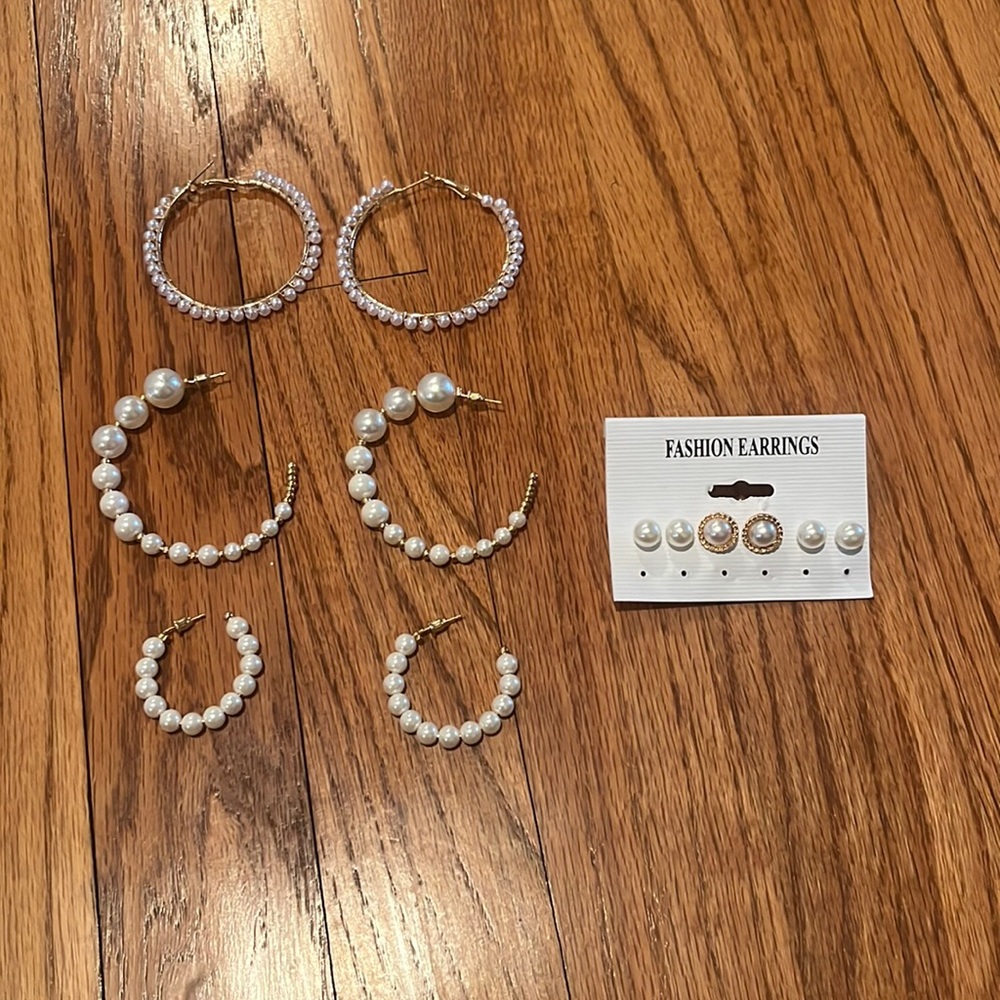6 pack pearl earrings